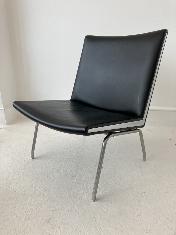 Hans Wegner Airport chair