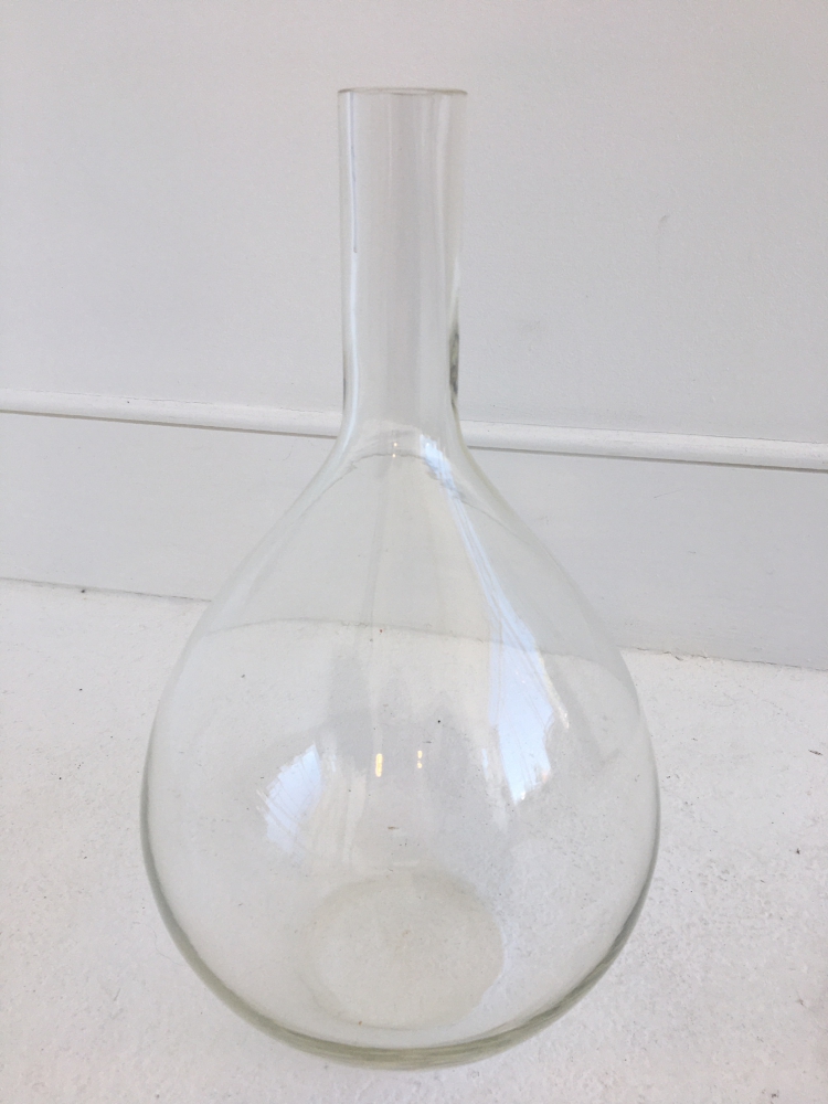 Clear glass vase