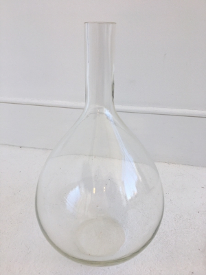 Clear glass vase